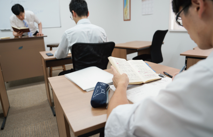 上級牧会神学科